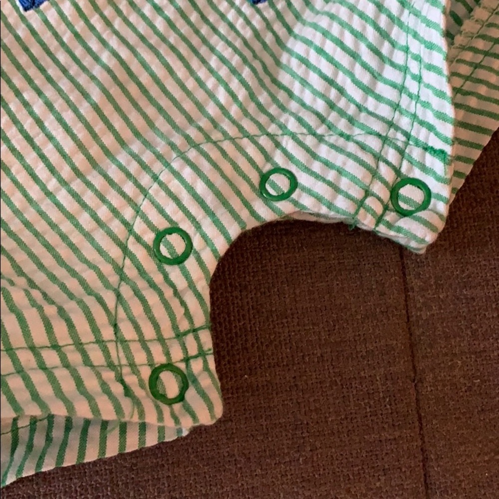 Green Seersucker jumper for 12M Boys - Picture 3 of 4